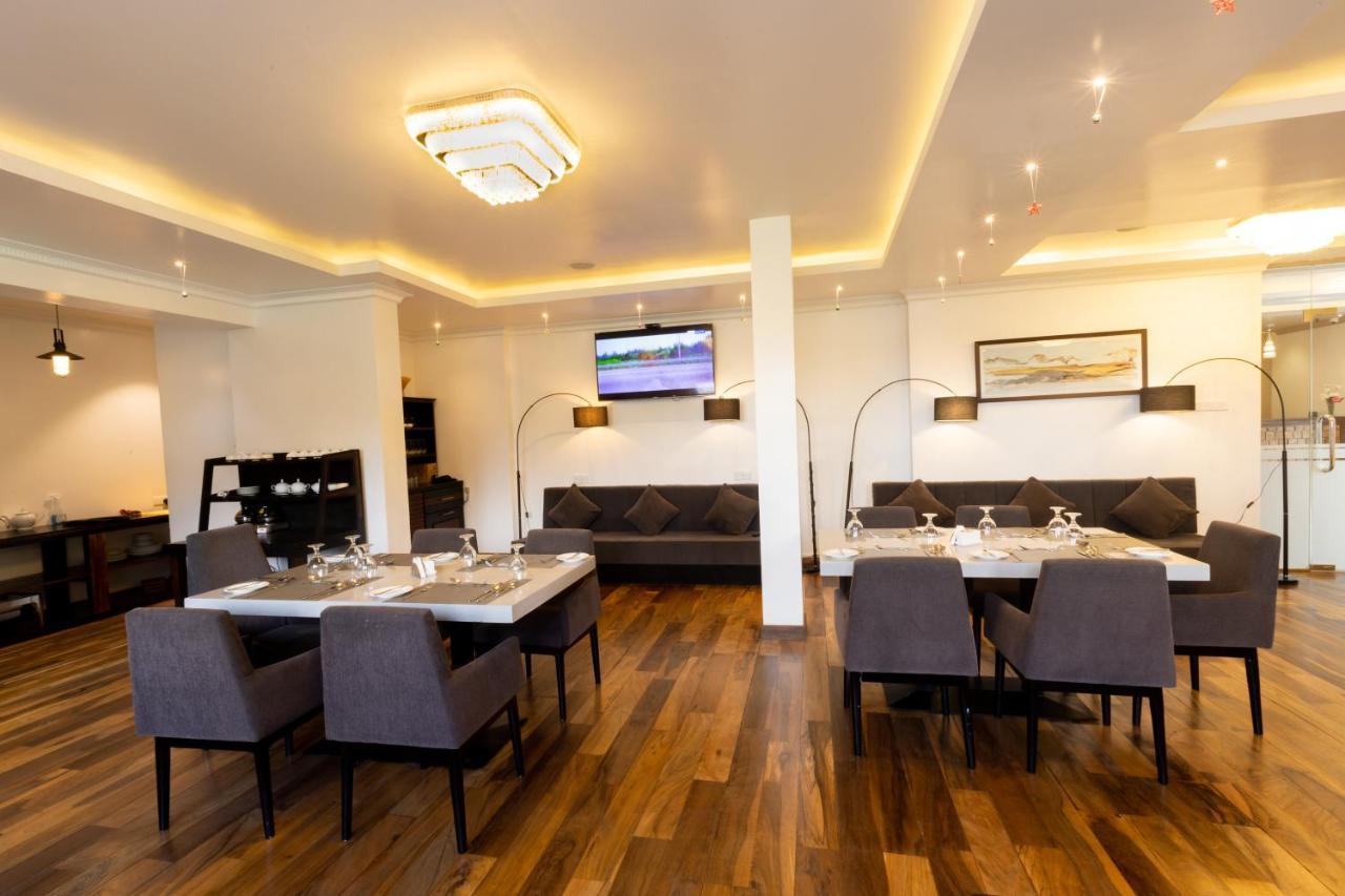 Hotel Grand Turf Nuwara Eliya Bagian luar foto
