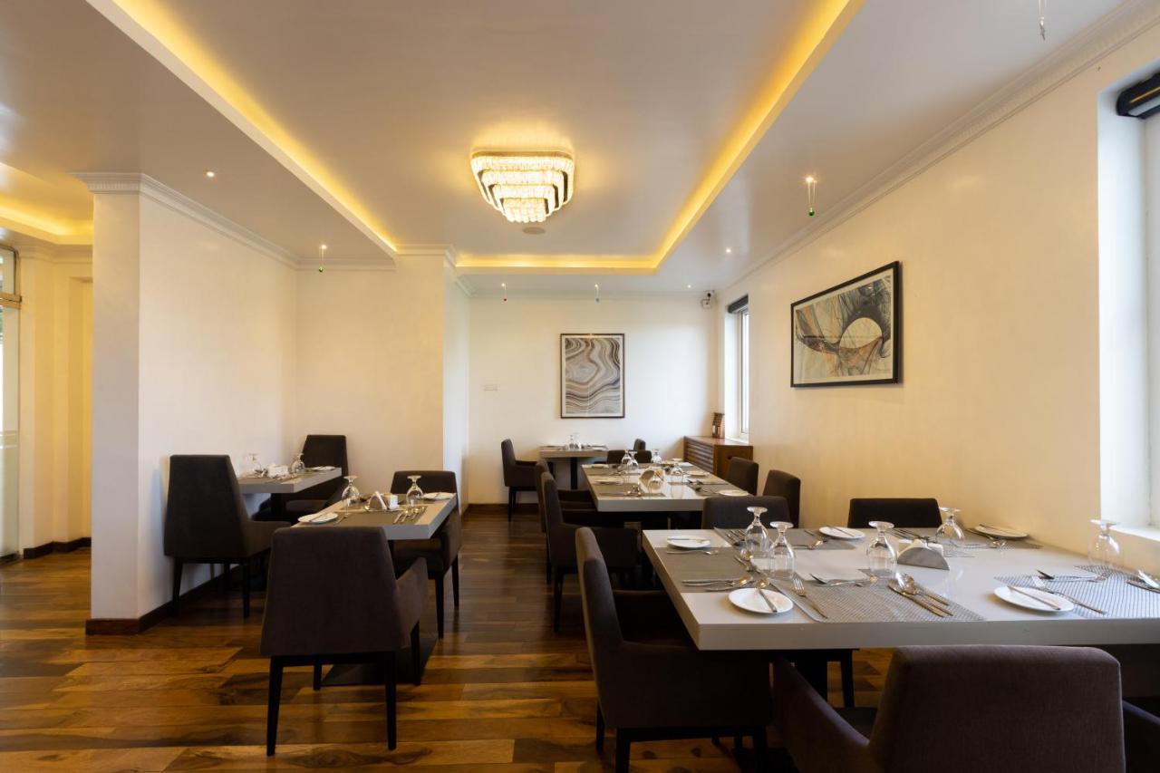 Hotel Grand Turf Nuwara Eliya Bagian luar foto