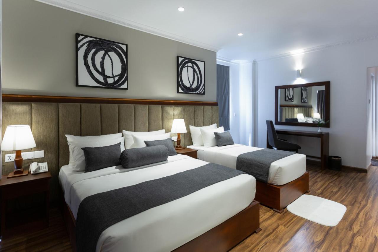 Hotel Grand Turf Nuwara Eliya Bagian luar foto